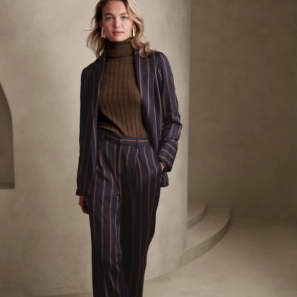 Banana Republic Jackets & Blazers - NWT! Banana Republic Suit